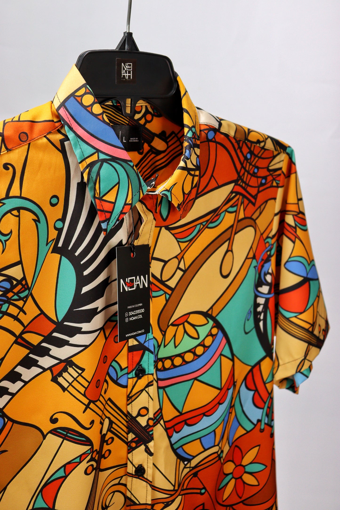 CAMISA MUSICAL