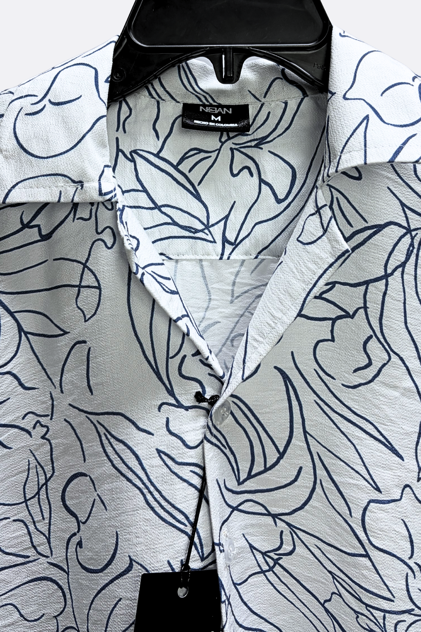 CAMISA BLANCA CON AZUL